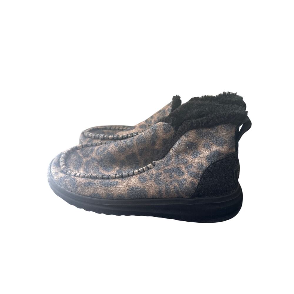 hey dude shoes 7 N